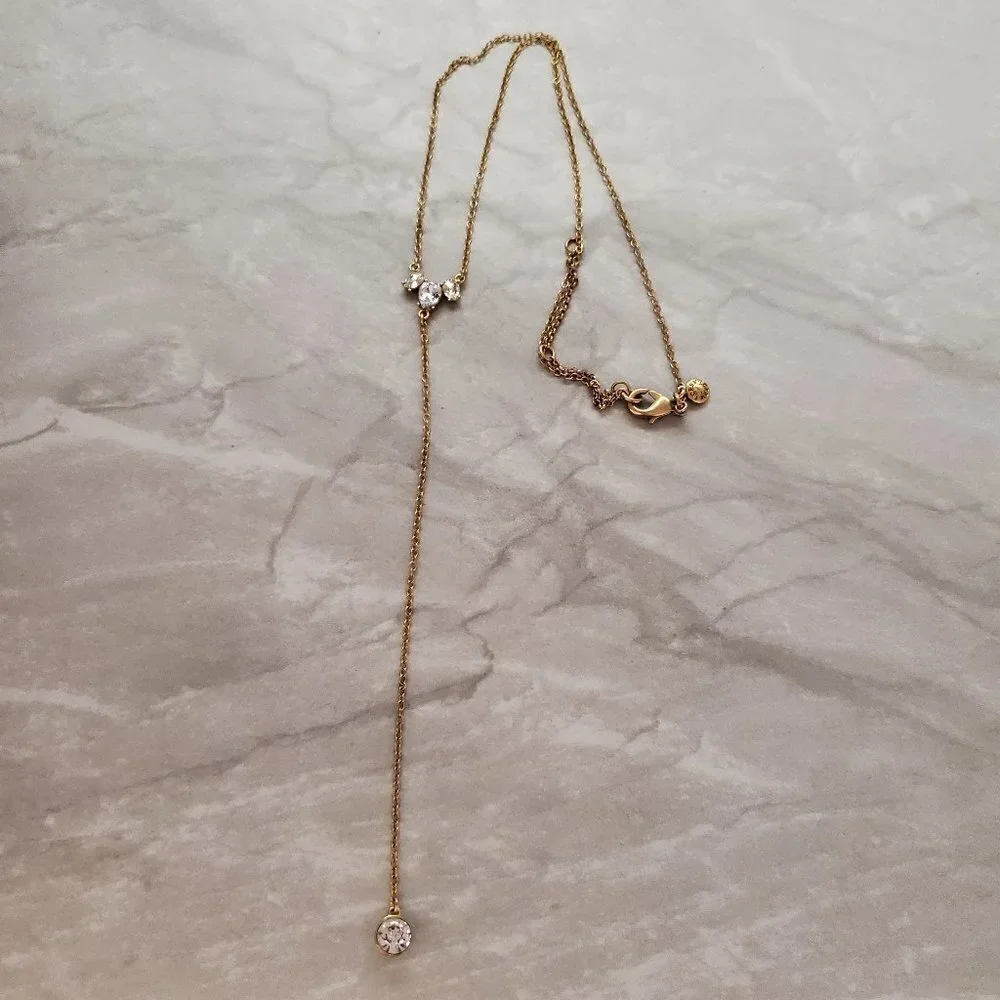 ✨ J.Crew Modern Minimalist Rhinestones Crystal Pave Pendant Necklace ✨